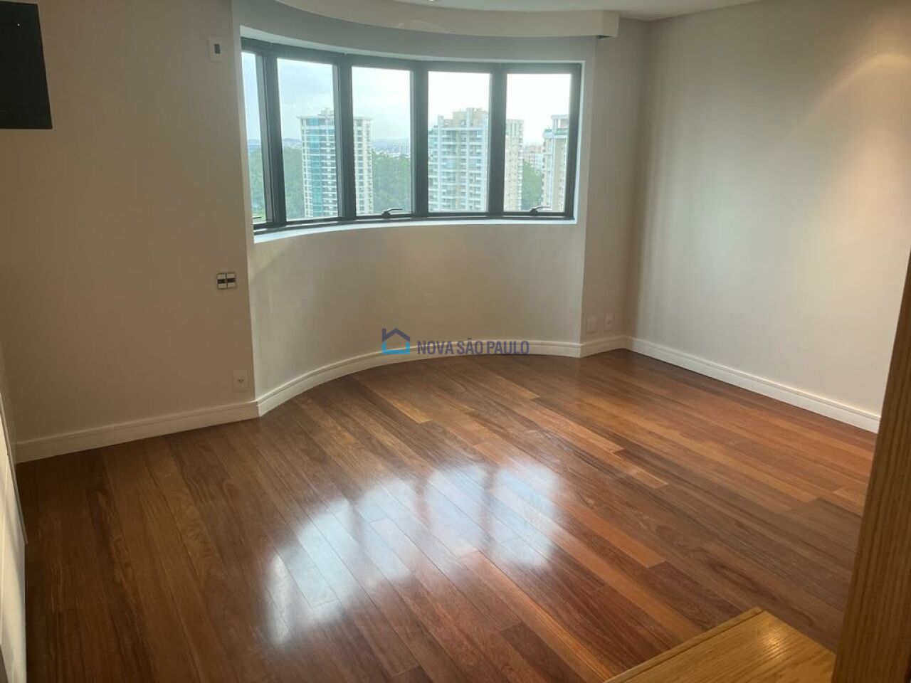 Foto 3 - BI41777