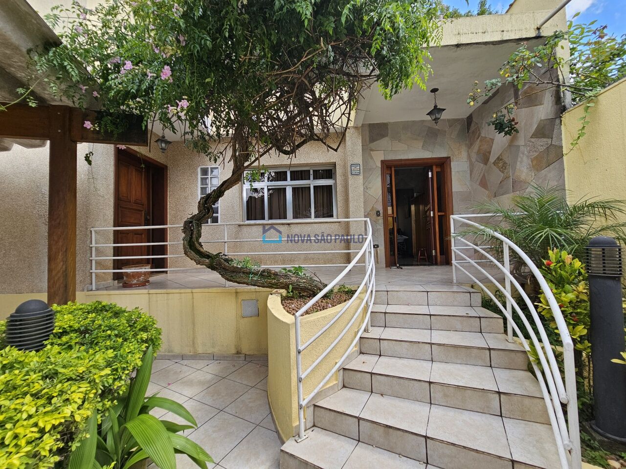 Foto 2 - BI42128