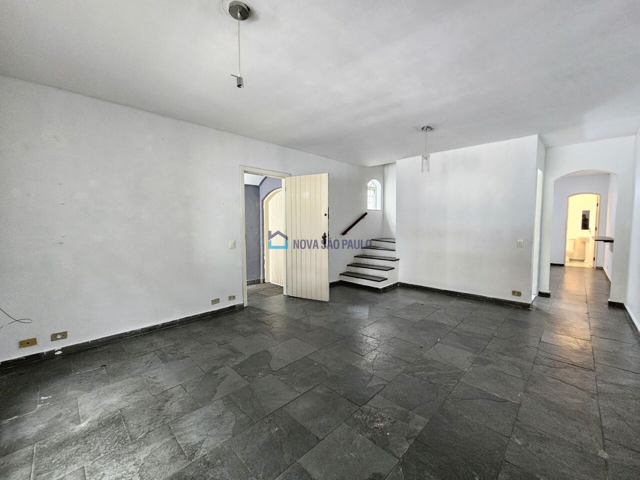 Foto 3 - BI42200