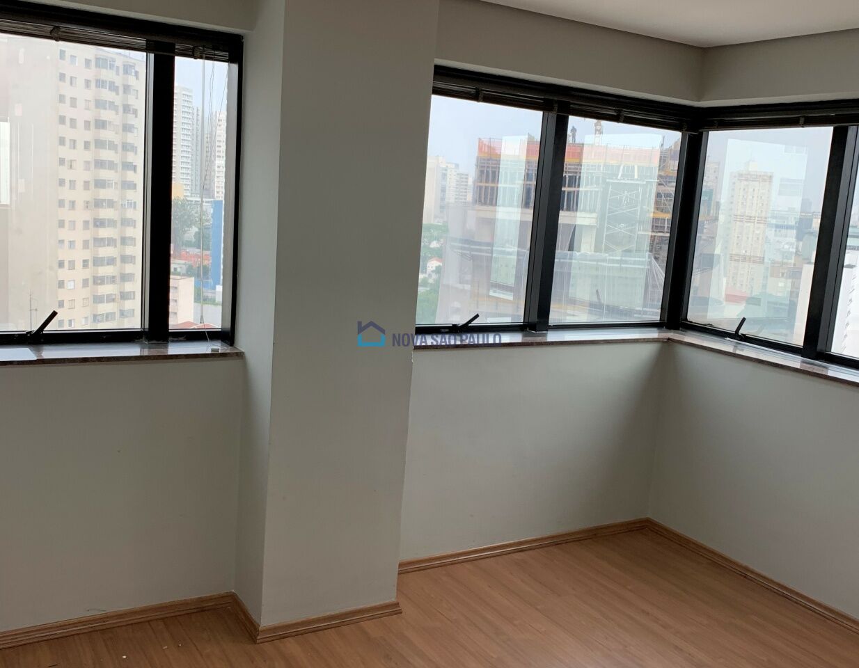 Foto 2 - BI45953