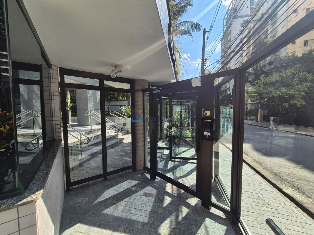 Foto 32 - BI47006