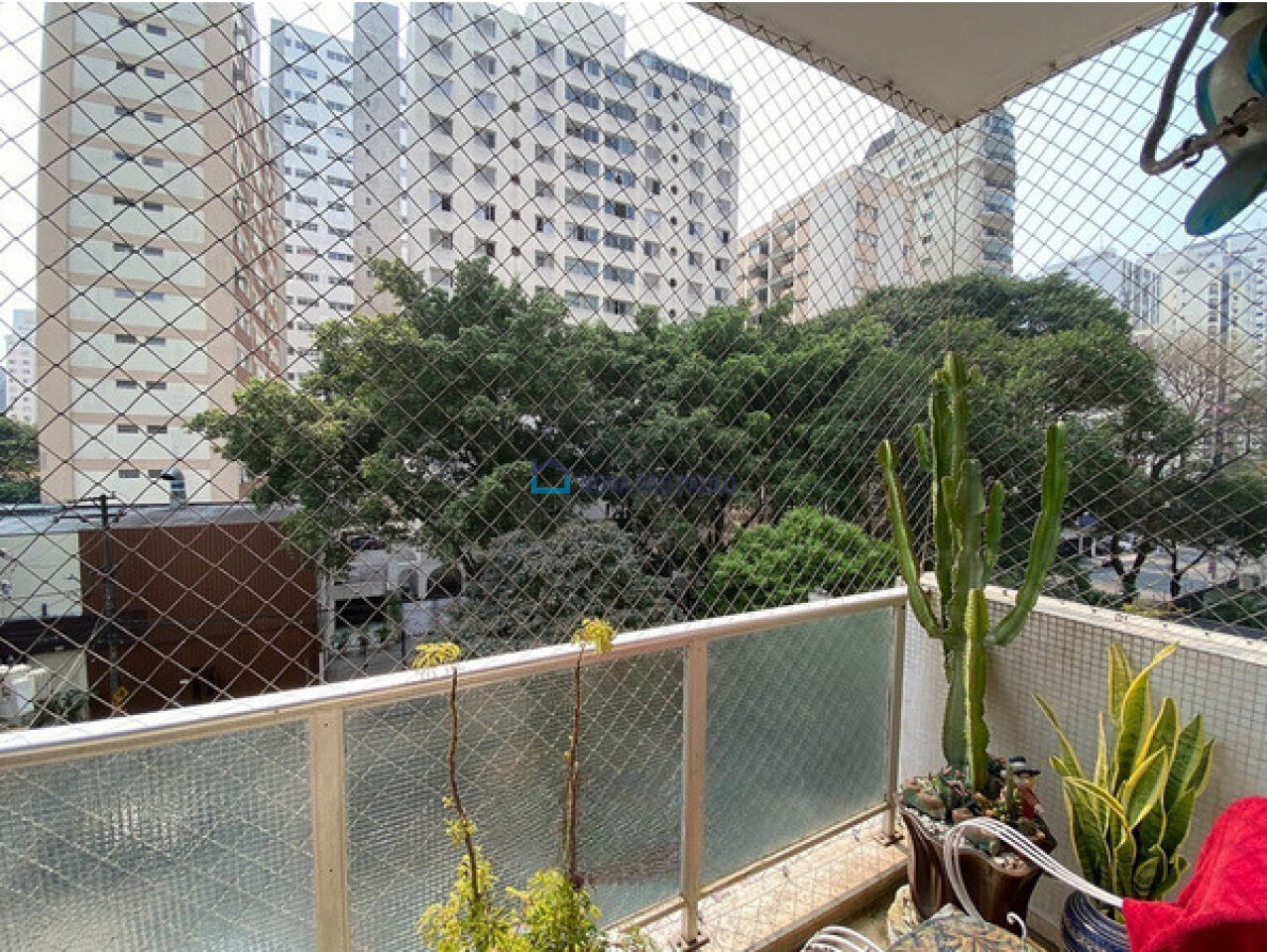 Foto 2 - BI47702