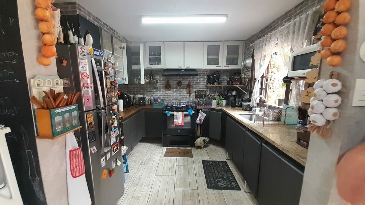 Foto 37 - BI48302