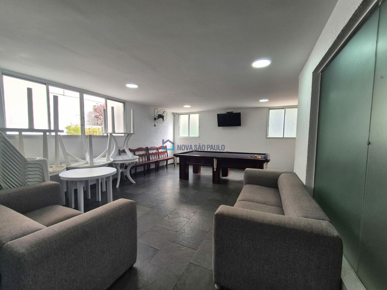 Foto 37 - BI48323