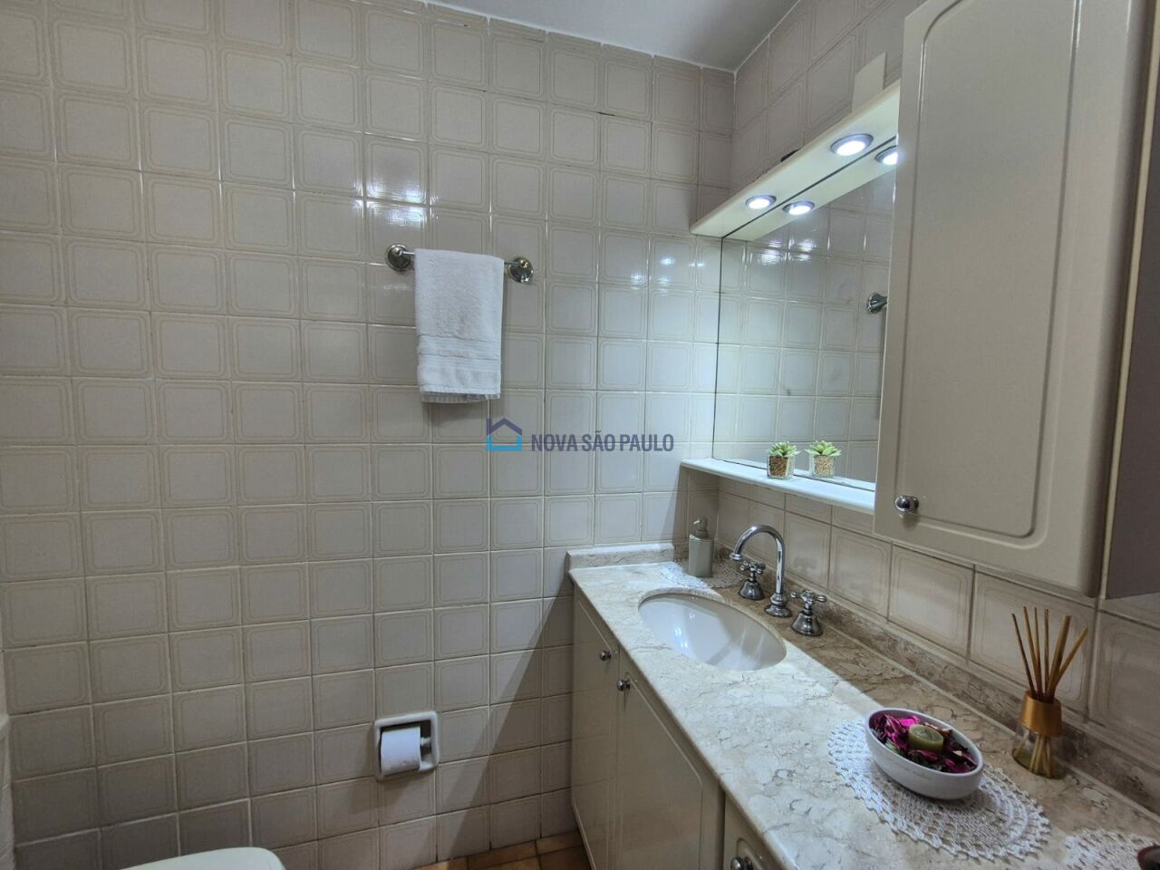 Foto 20 - BI48323