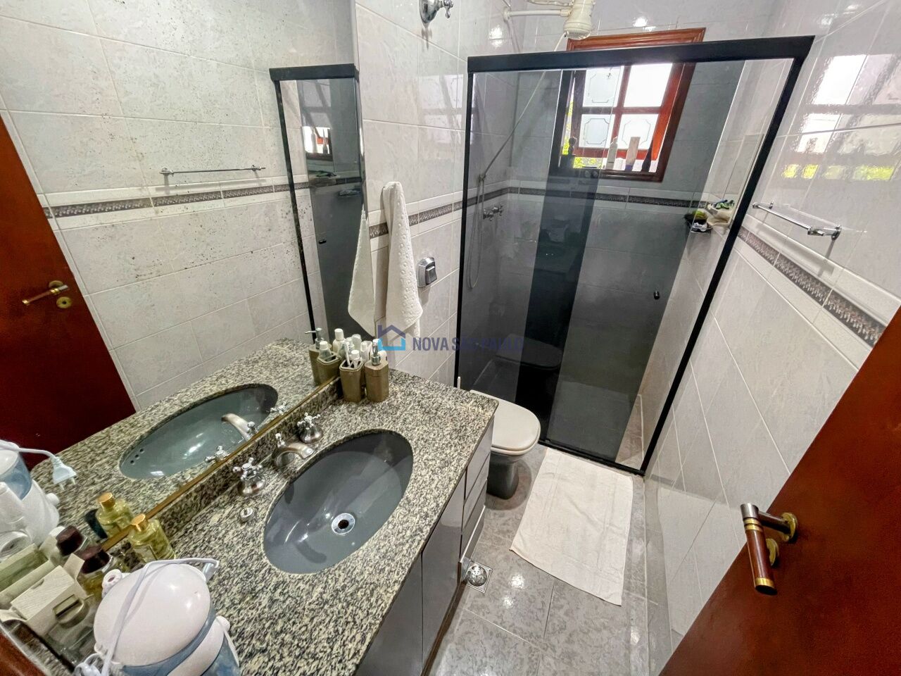 Foto 18 - BI48557
