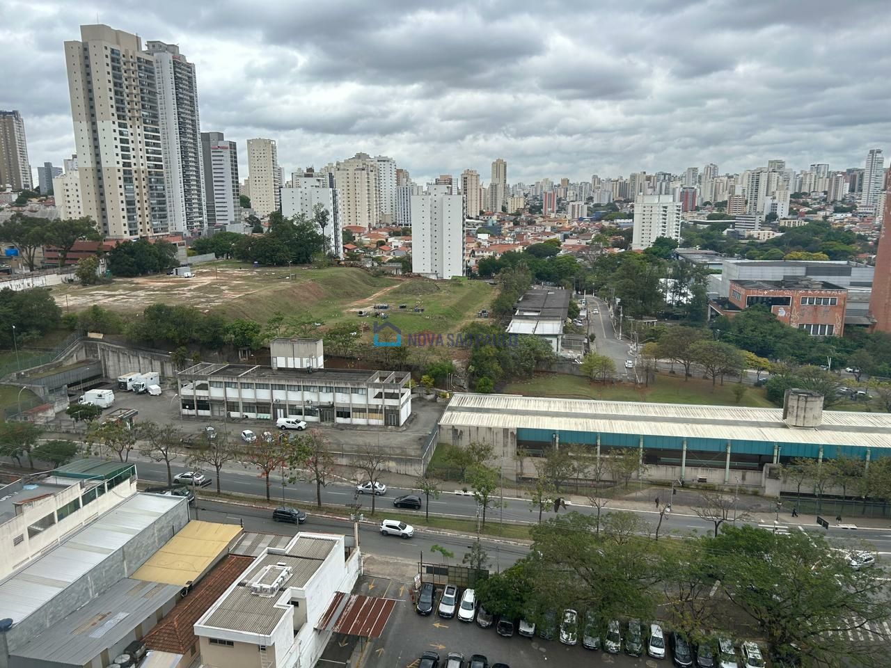 Foto 43 - BI48952