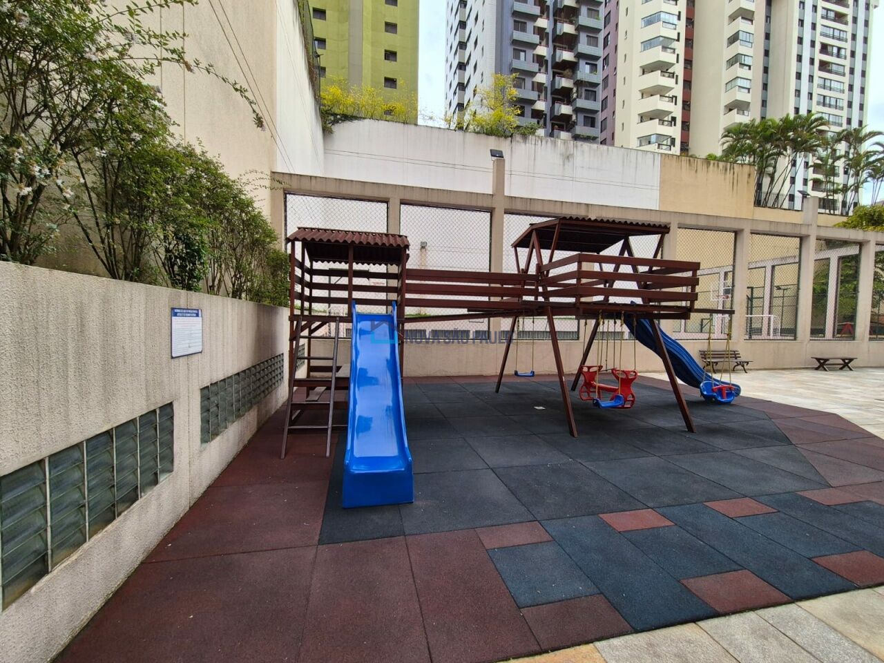 Foto 49 - BI49145