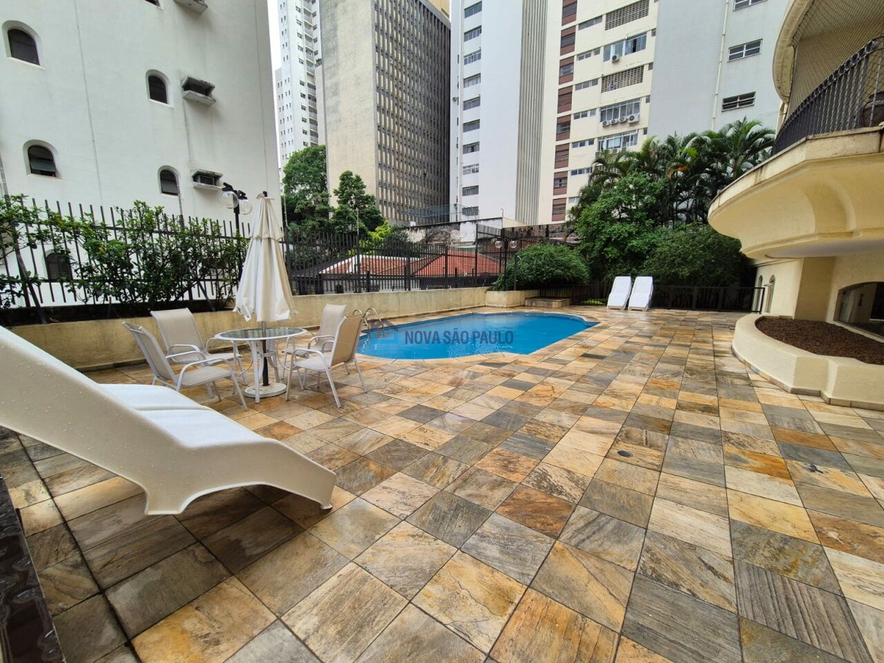 Foto 49 - BI49155