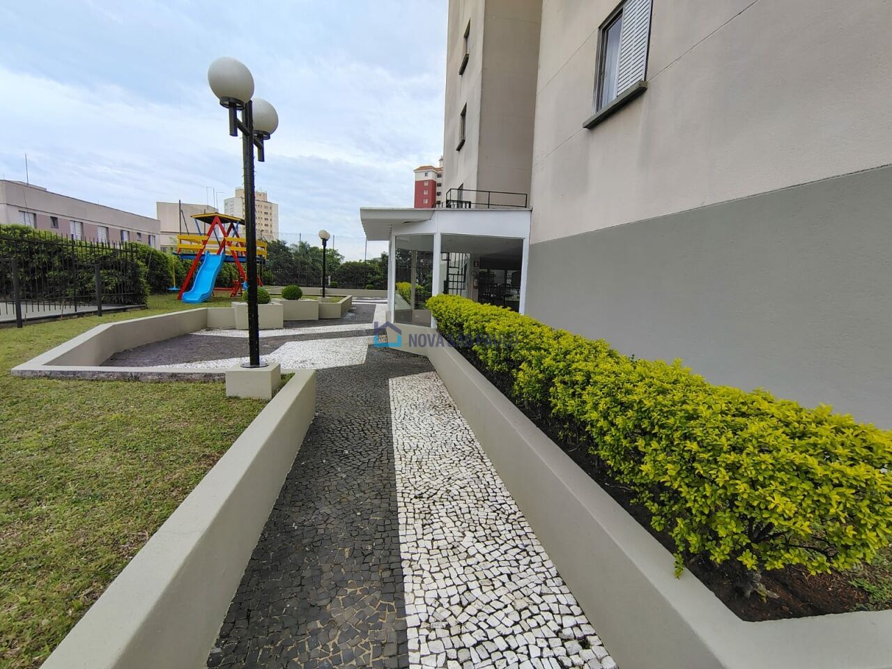 Foto 38 - BI49333