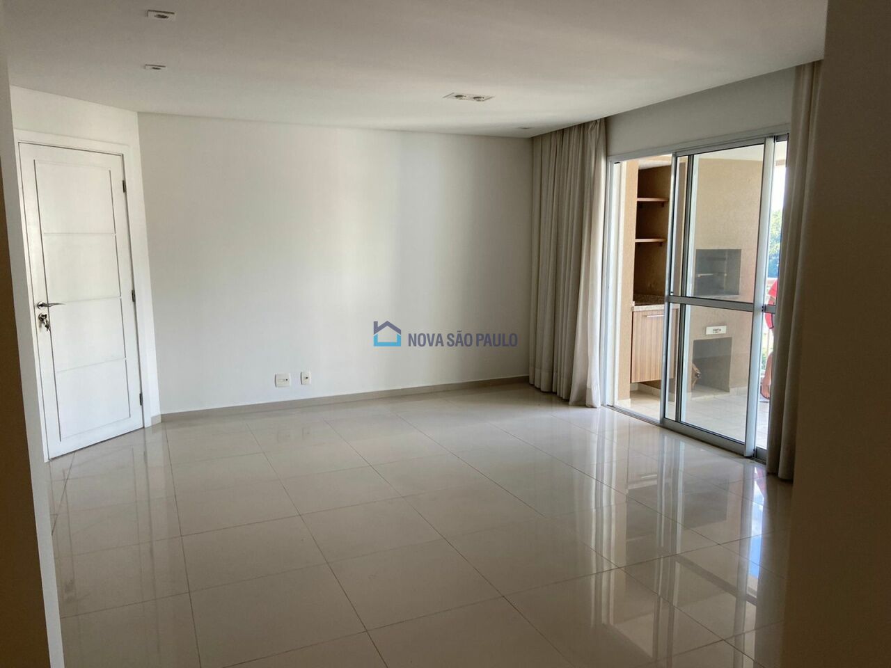 Foto 2 - BI49943
