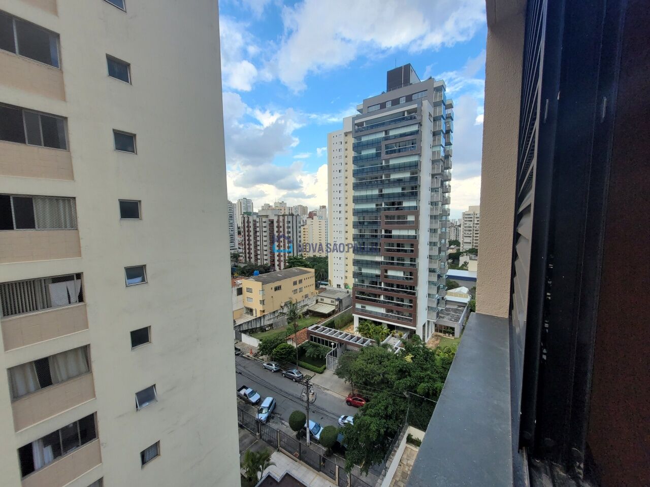 Foto 25 - BI50201