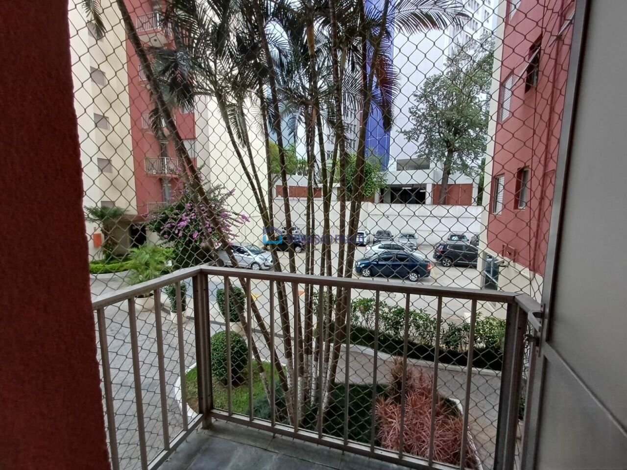 Foto 3 - BI50357