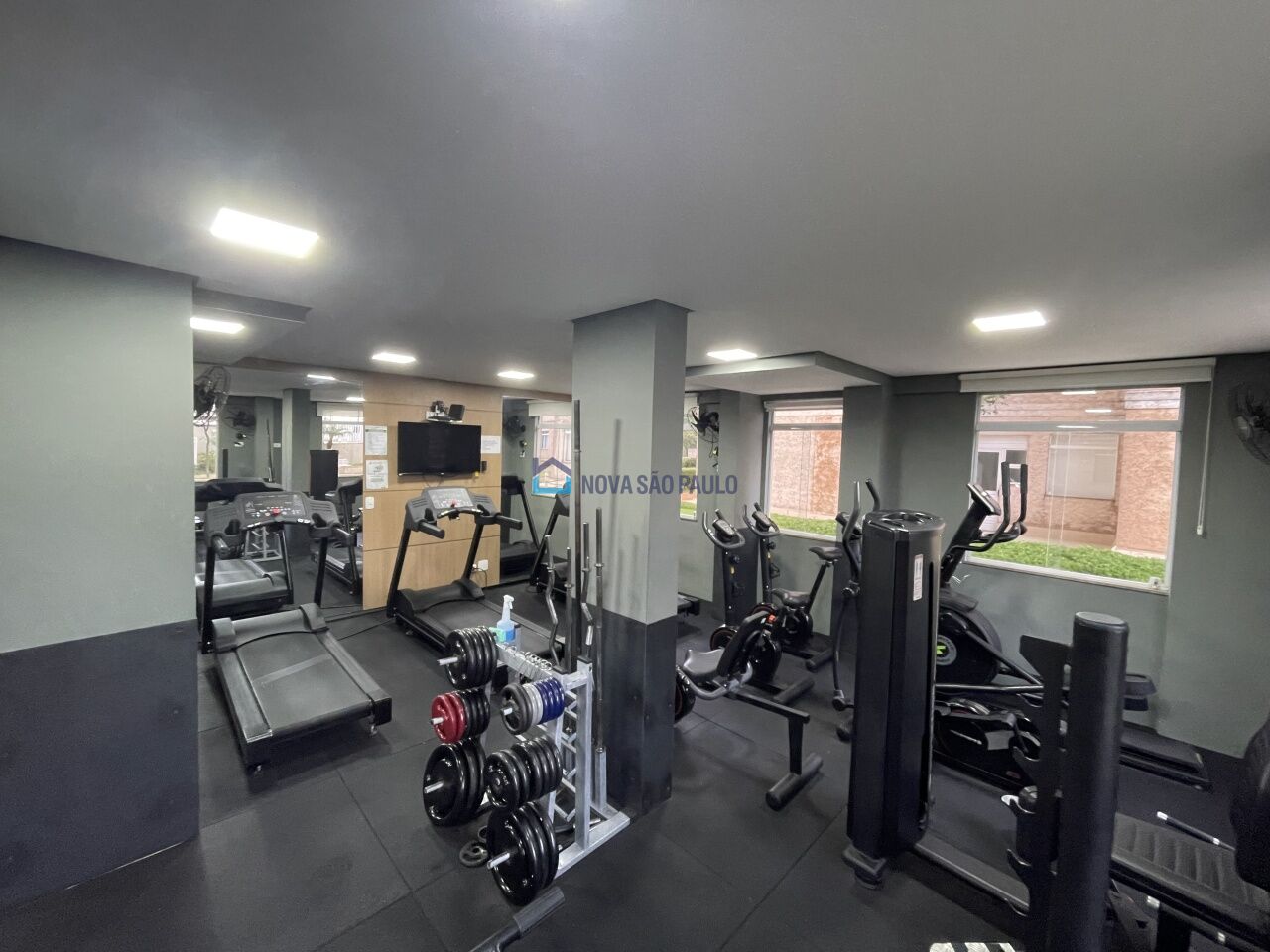 Foto 35 - BI52042