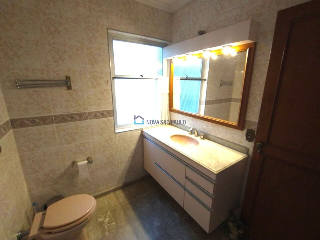 Foto 15 - BI52505