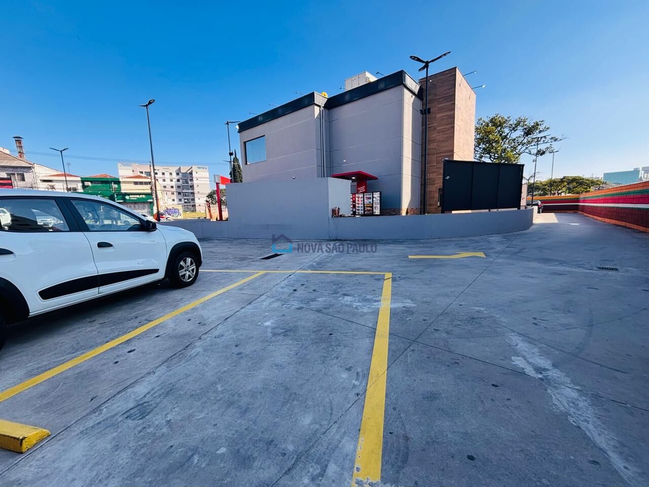 Foto 5 - BI53048