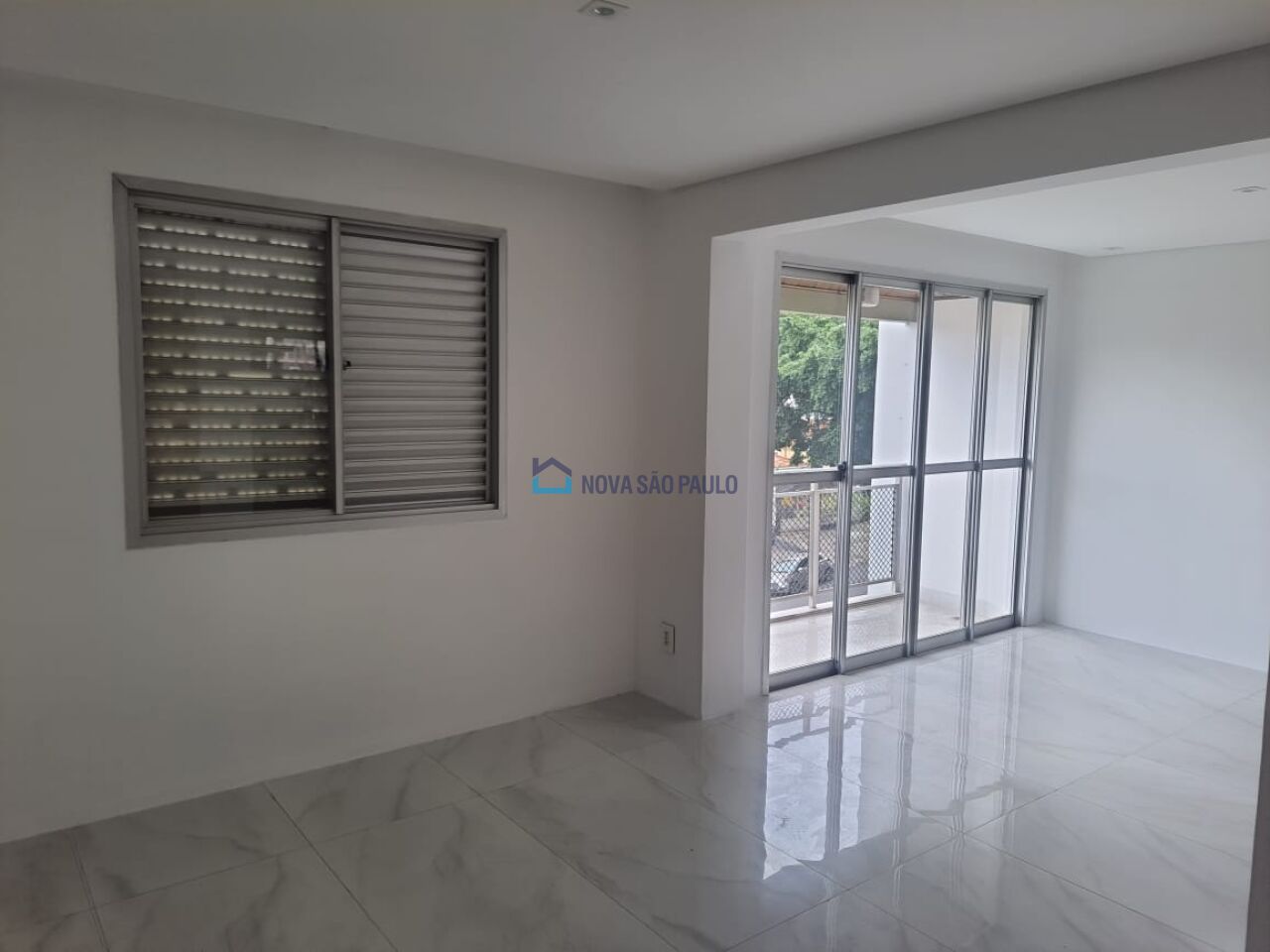 Foto 2 - BI53405