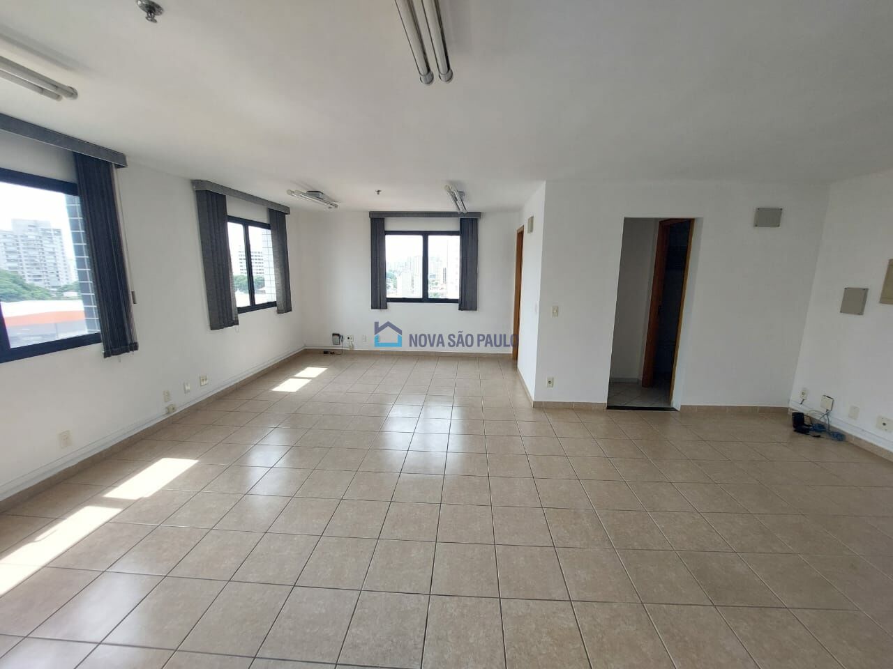 Foto 3 - JA35418