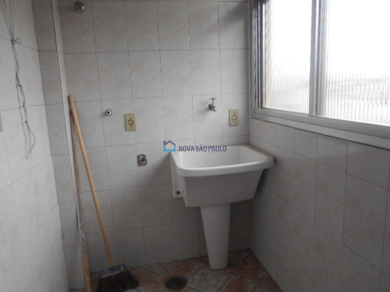 Foto 2 - JA40174