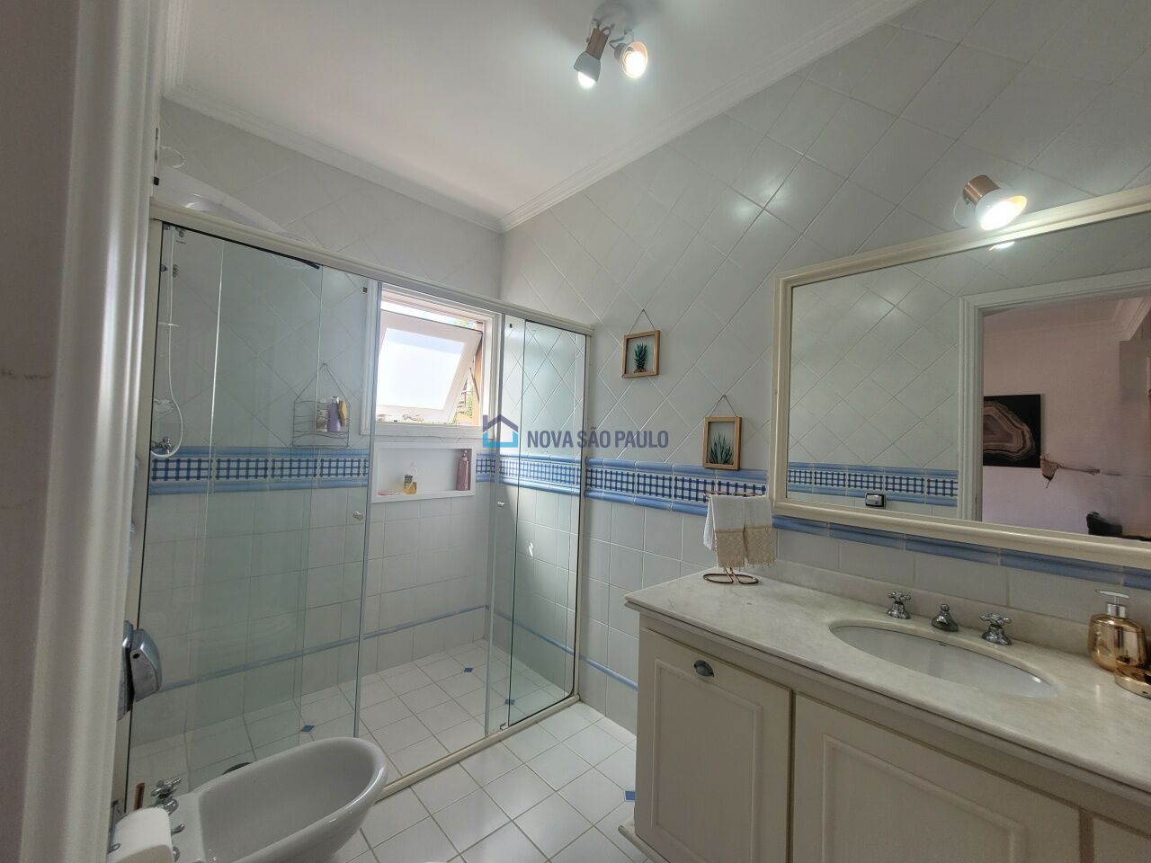 Foto 25 - JA40794