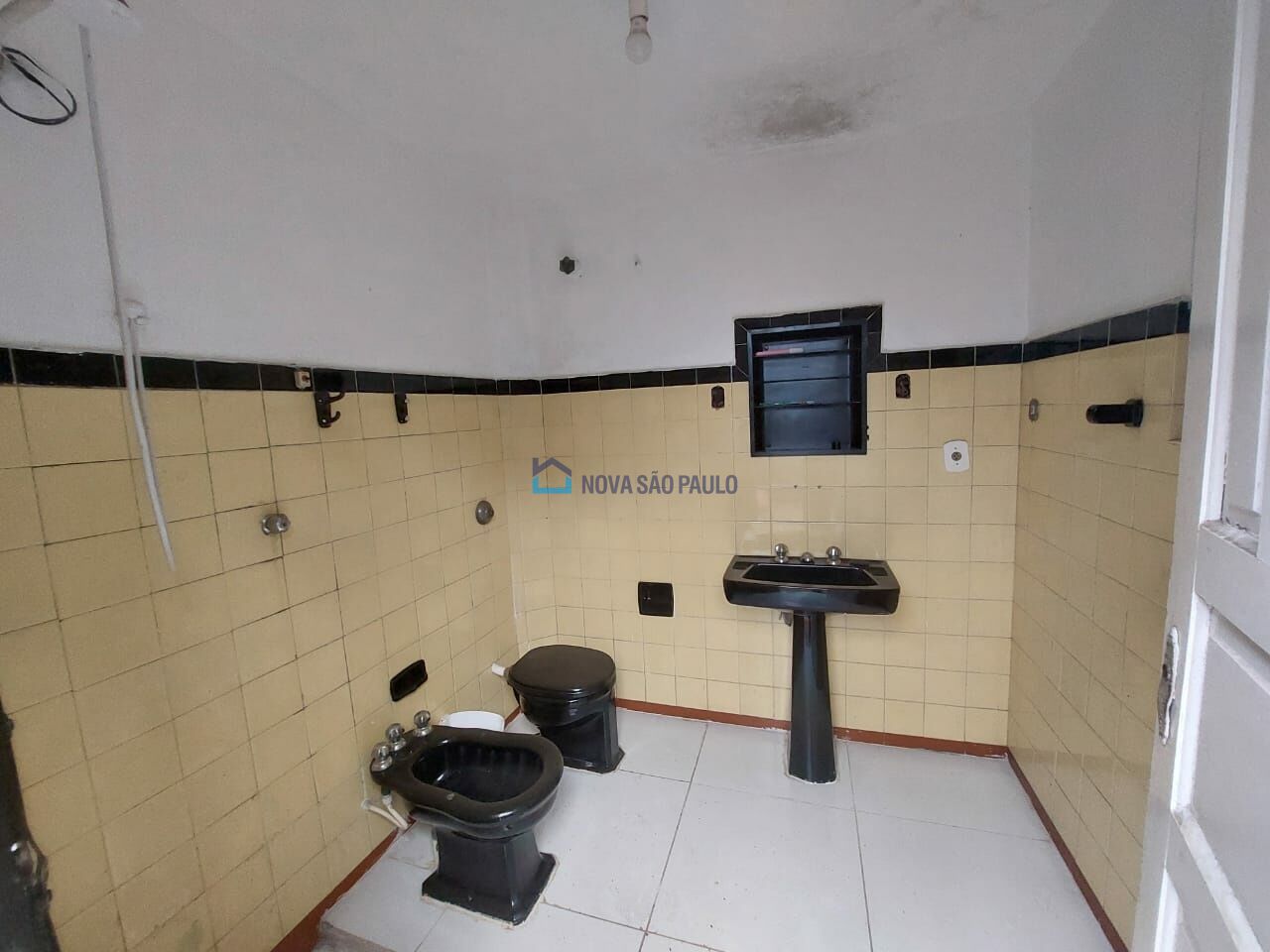 Foto 32 - JA40915