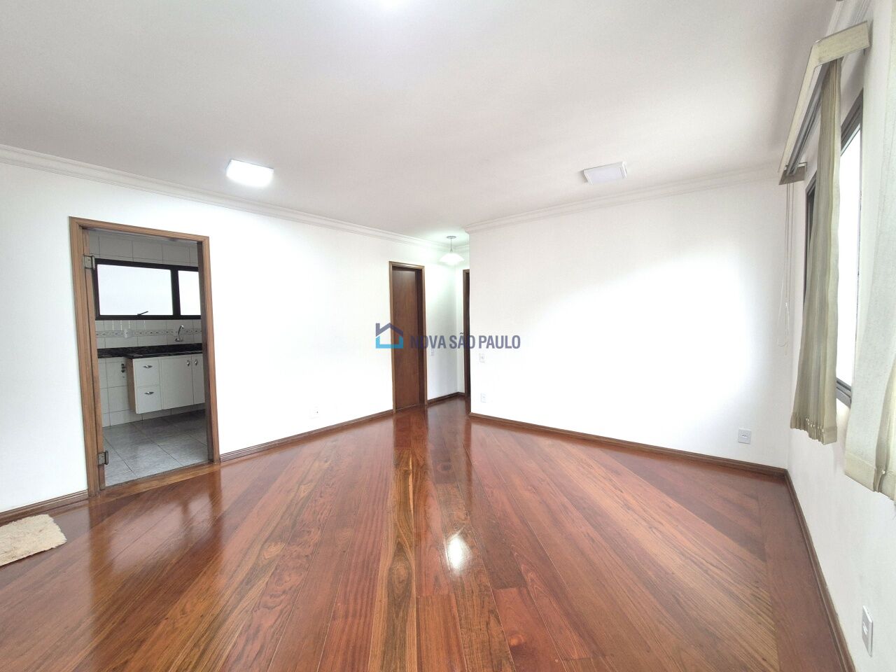 Foto 2 - JA40921