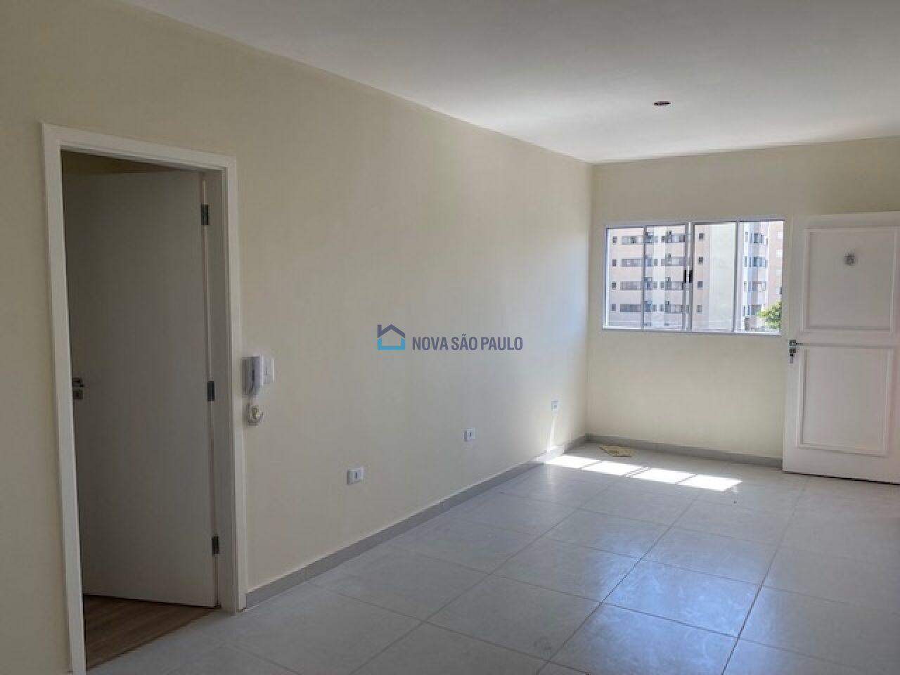 Foto 2 - JA42563