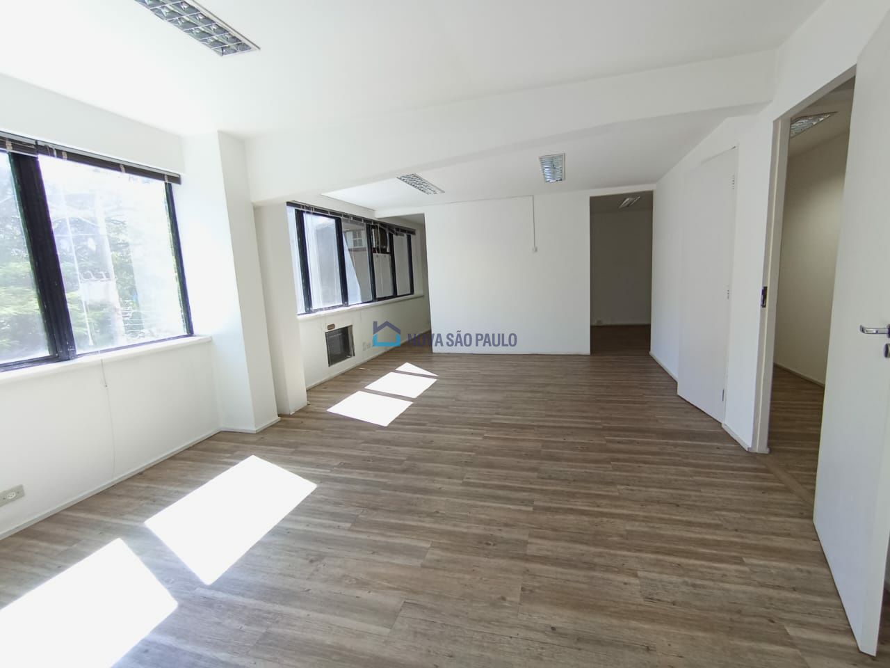 Foto 5 - JA43357