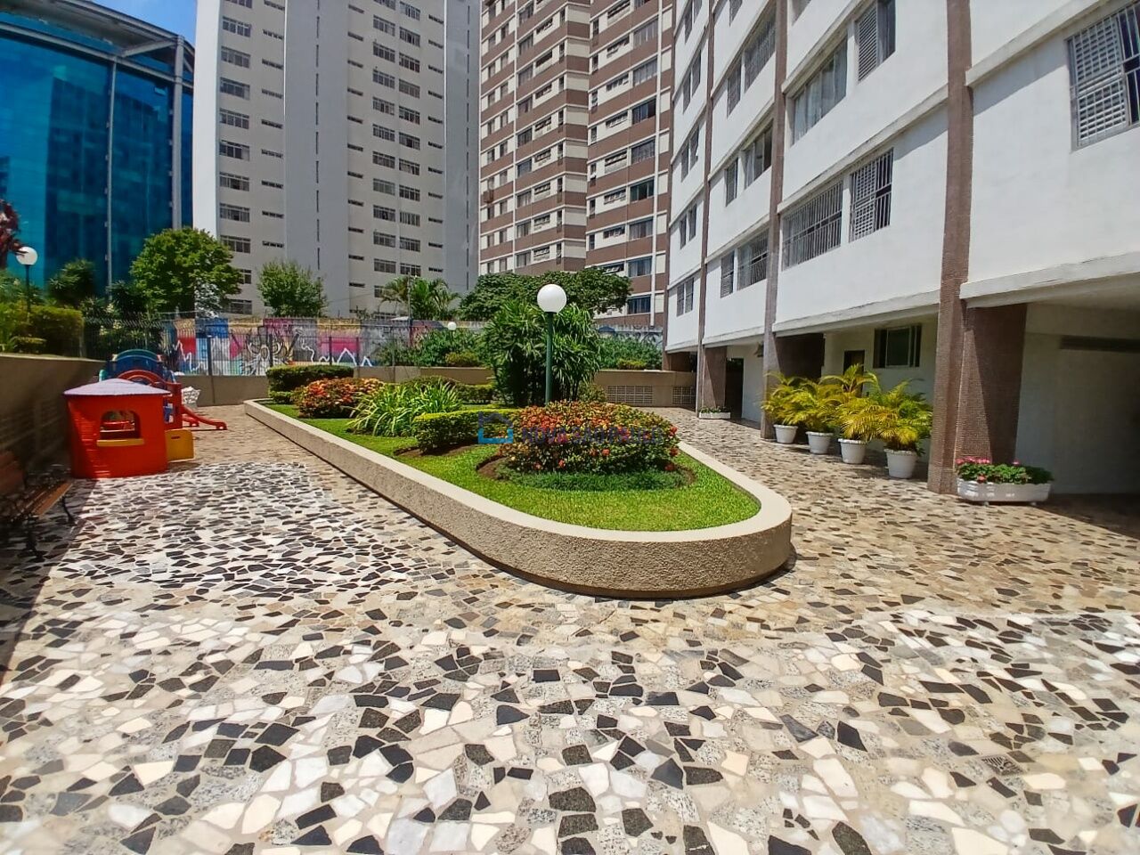 Foto 32 - JA43530