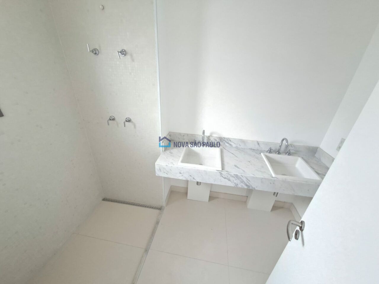 Foto 12 - JA43885