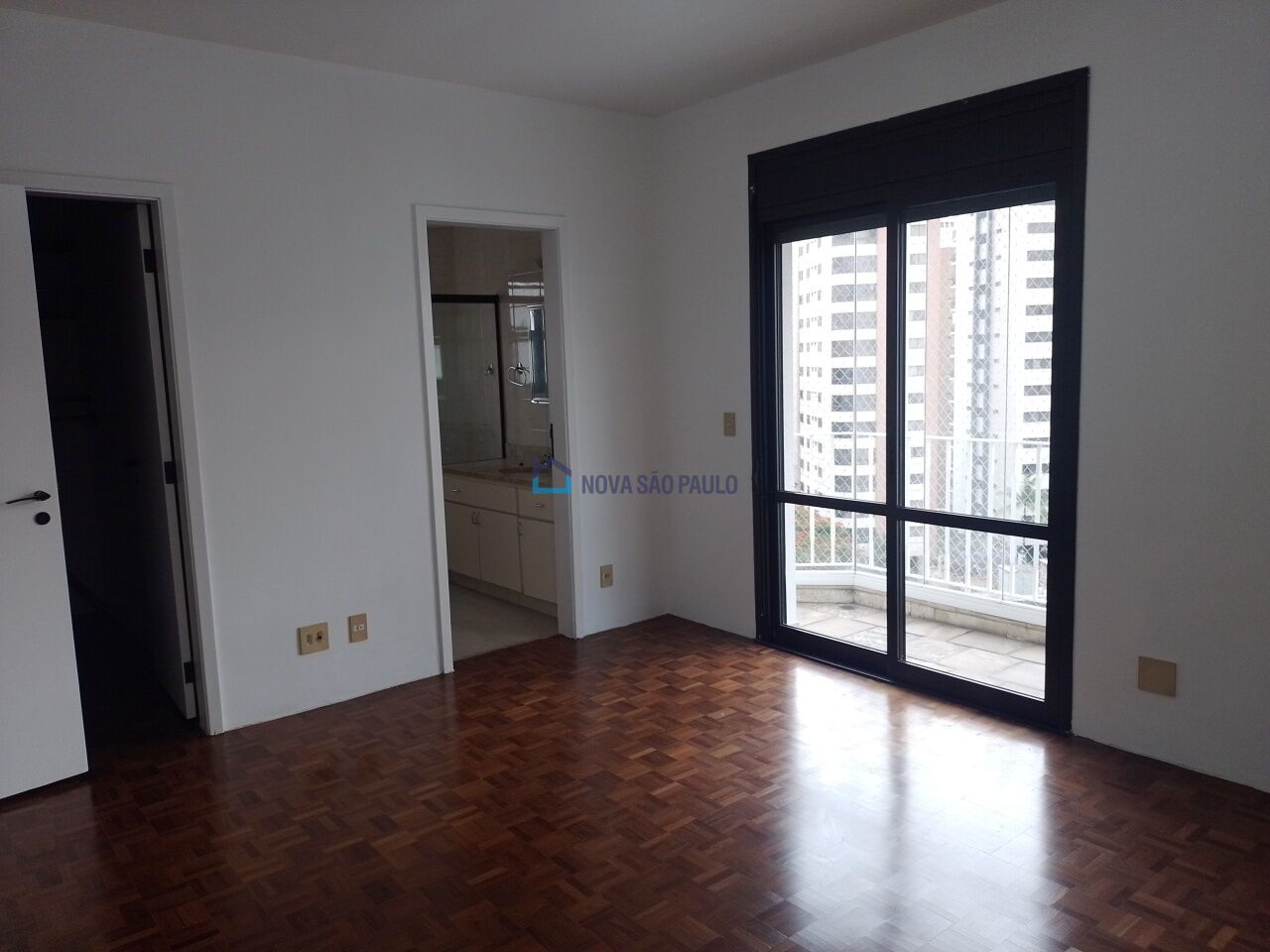 Foto 7 - JA43899