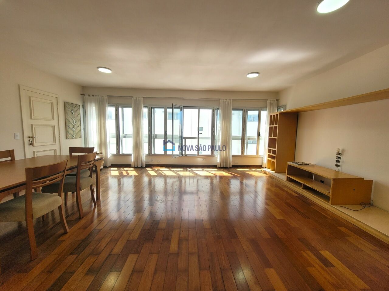 Foto 5 - JA43926