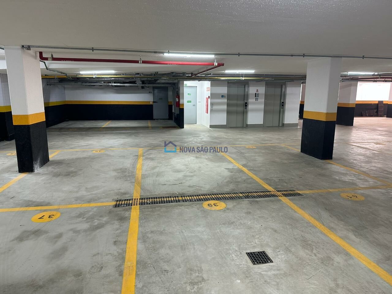 Foto 24 - JA43952