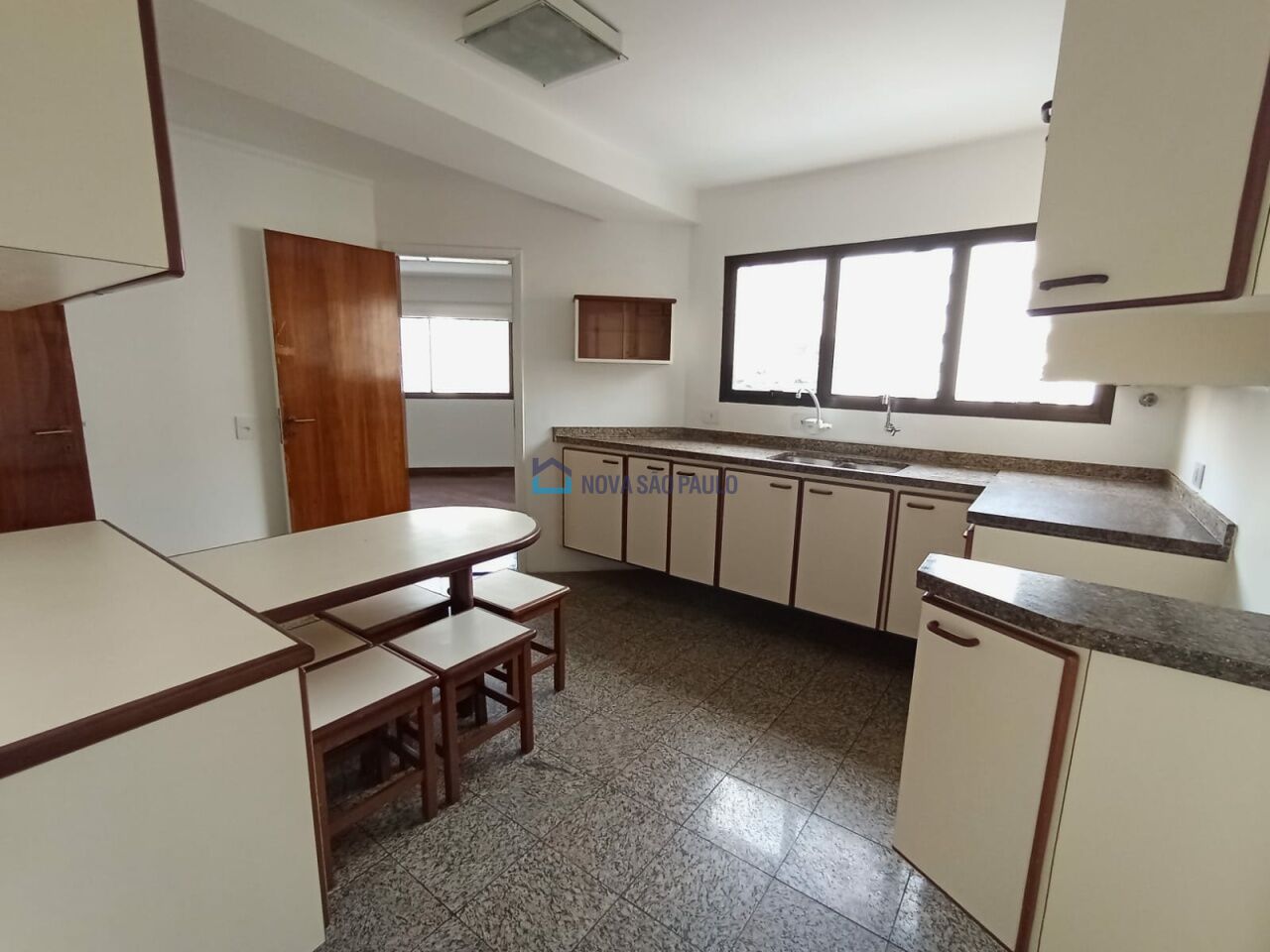 Foto 12 - JA43995