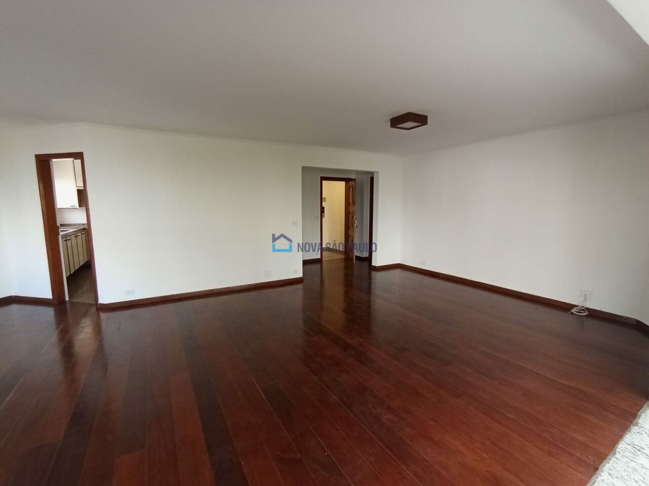 Foto 3 - JA43995