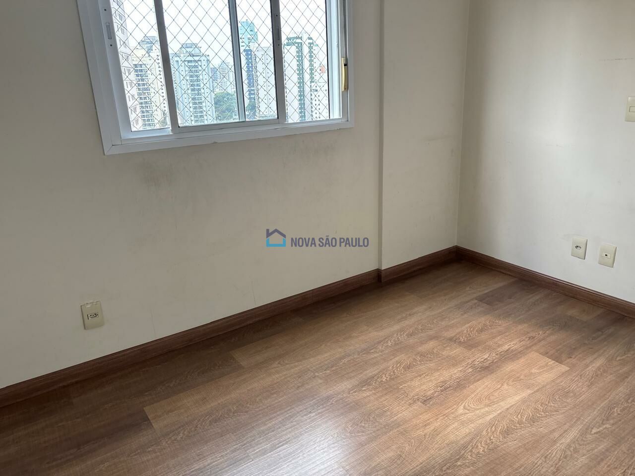 Foto 25 - JA44124