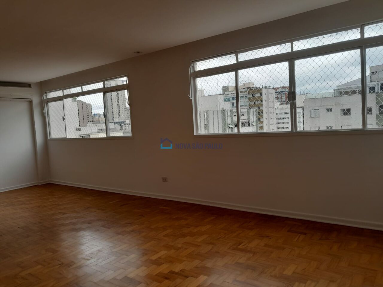 Foto 4 - JA44393
