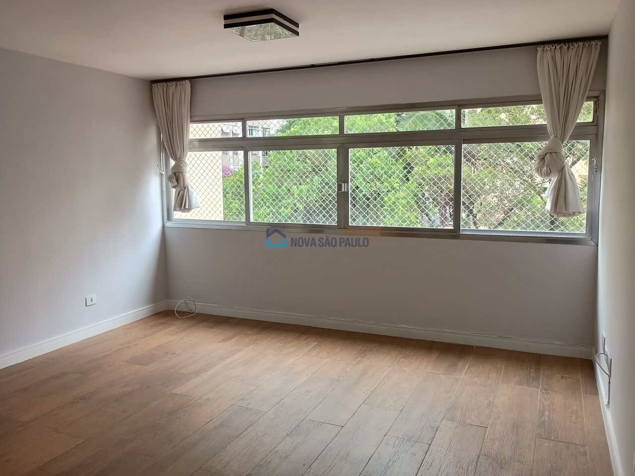 Foto 2 - MO15184