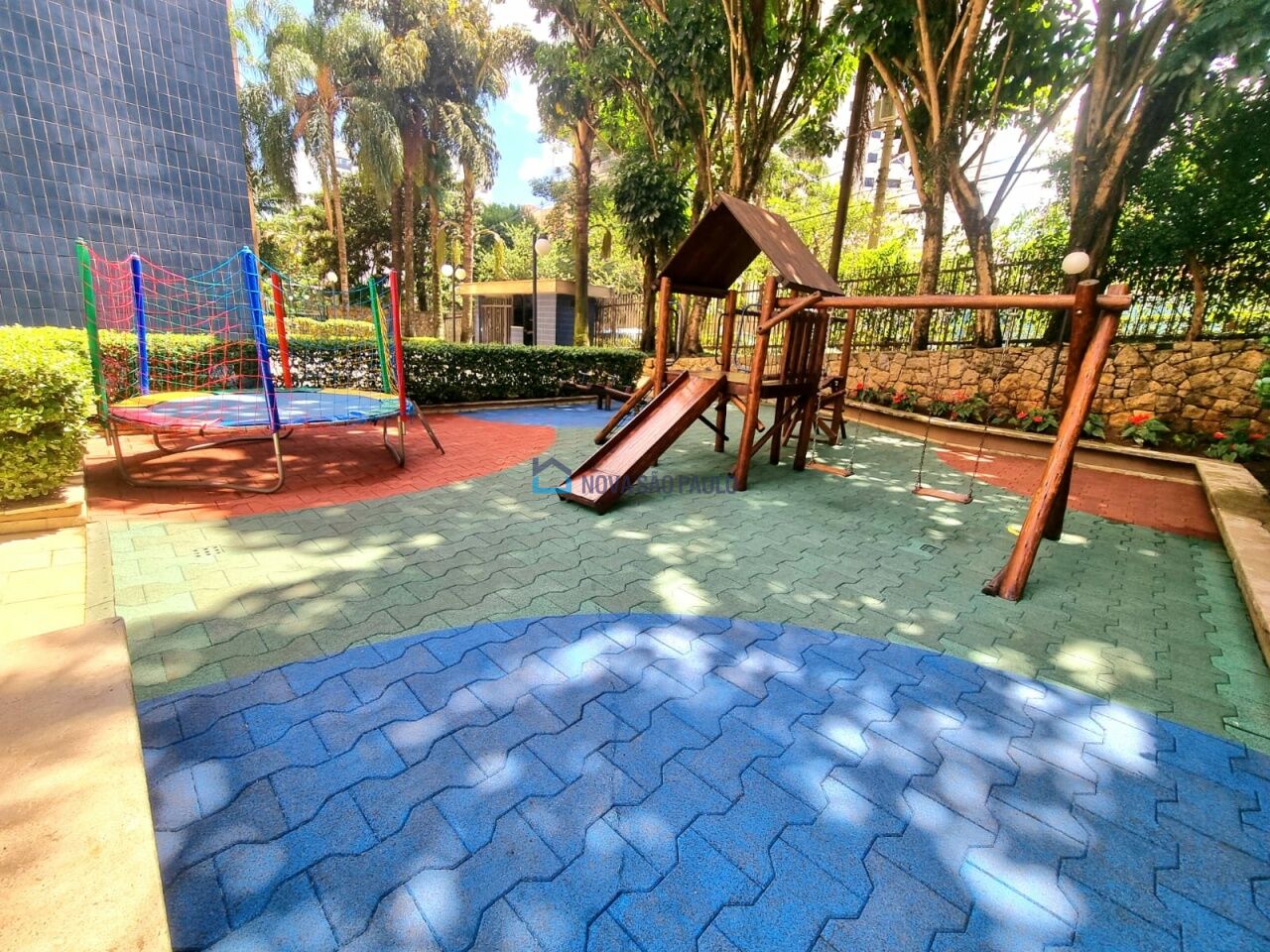 Foto 28 - MO15401