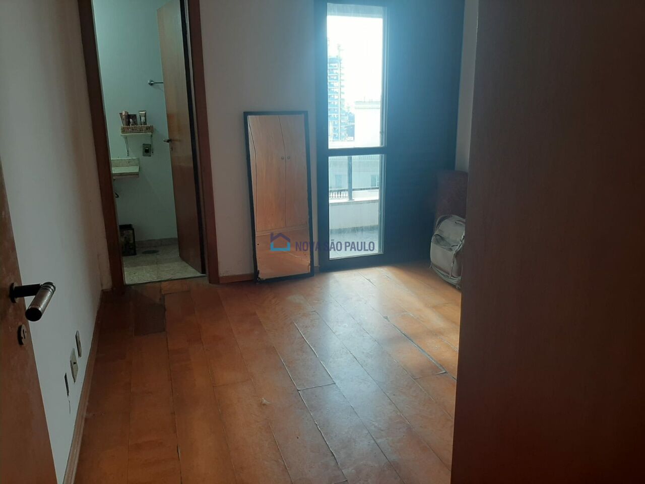 Foto 15 - MO15490