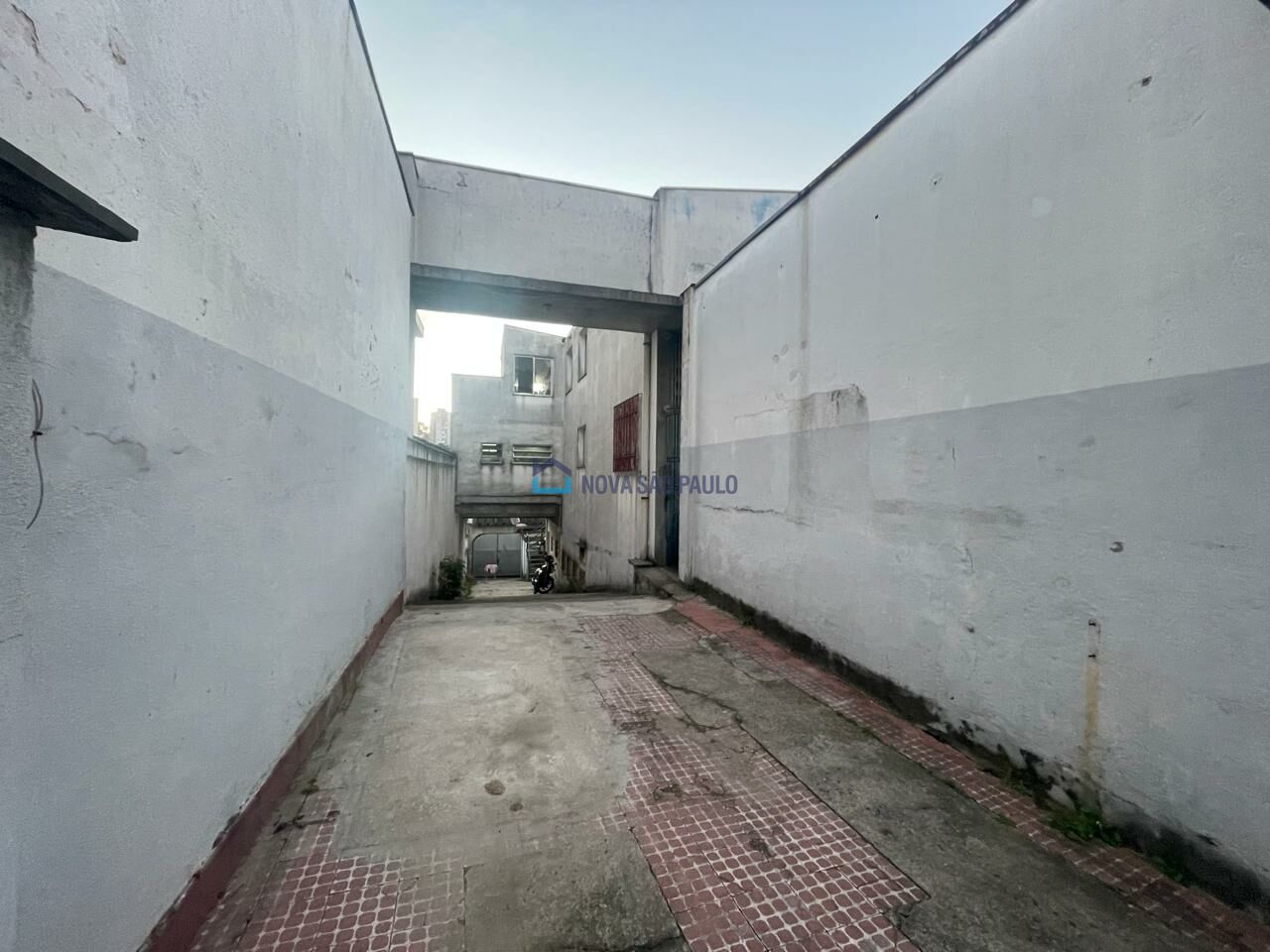 Foto 8 - MO16353