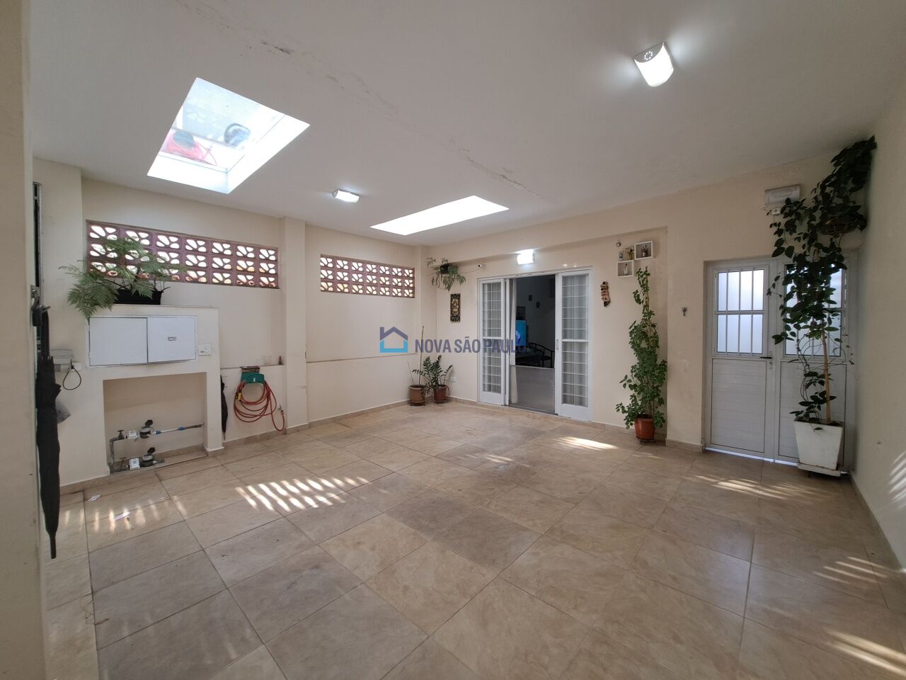 Foto 41 - MO16977
