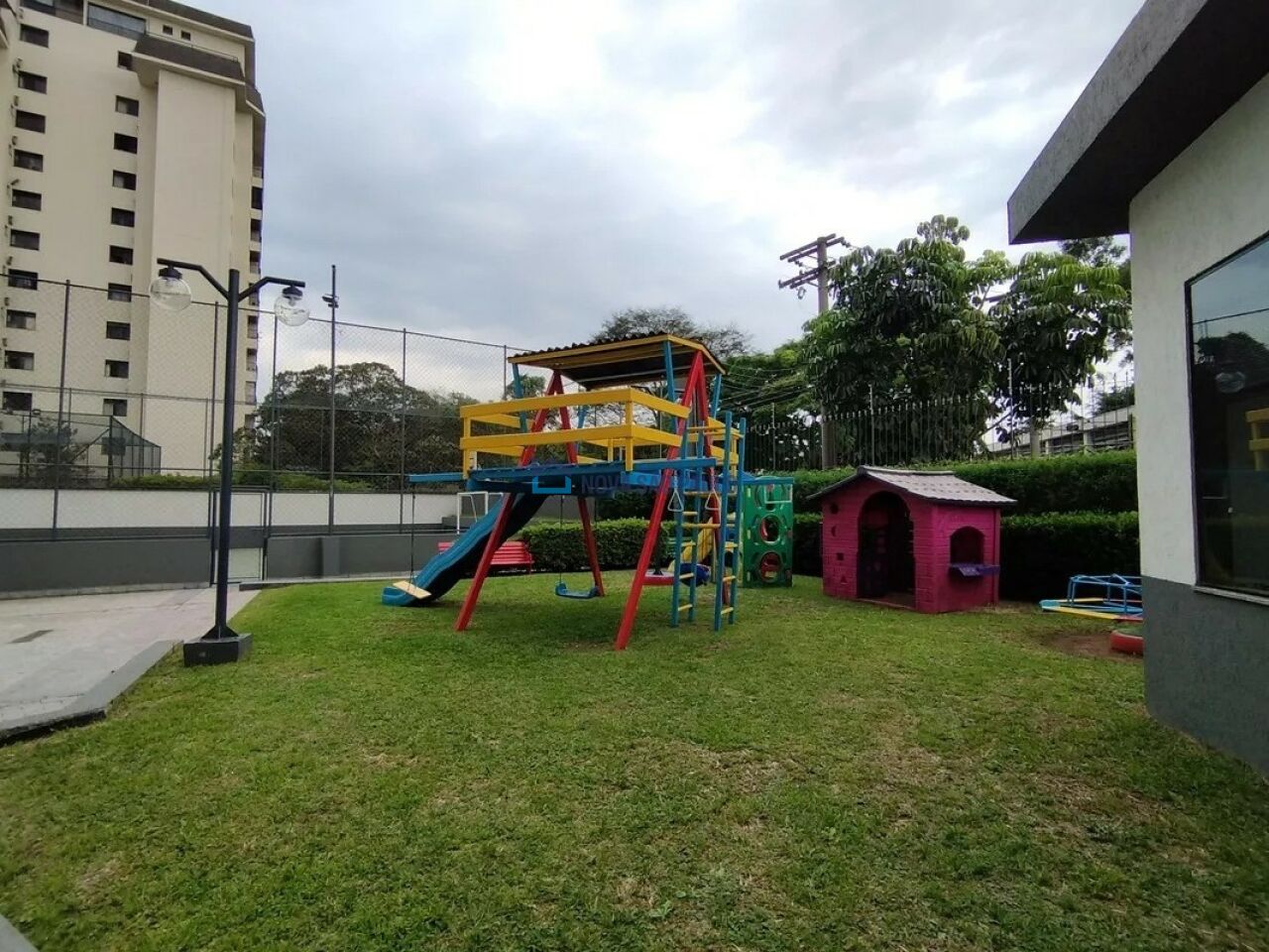 Foto 43 - MO17562