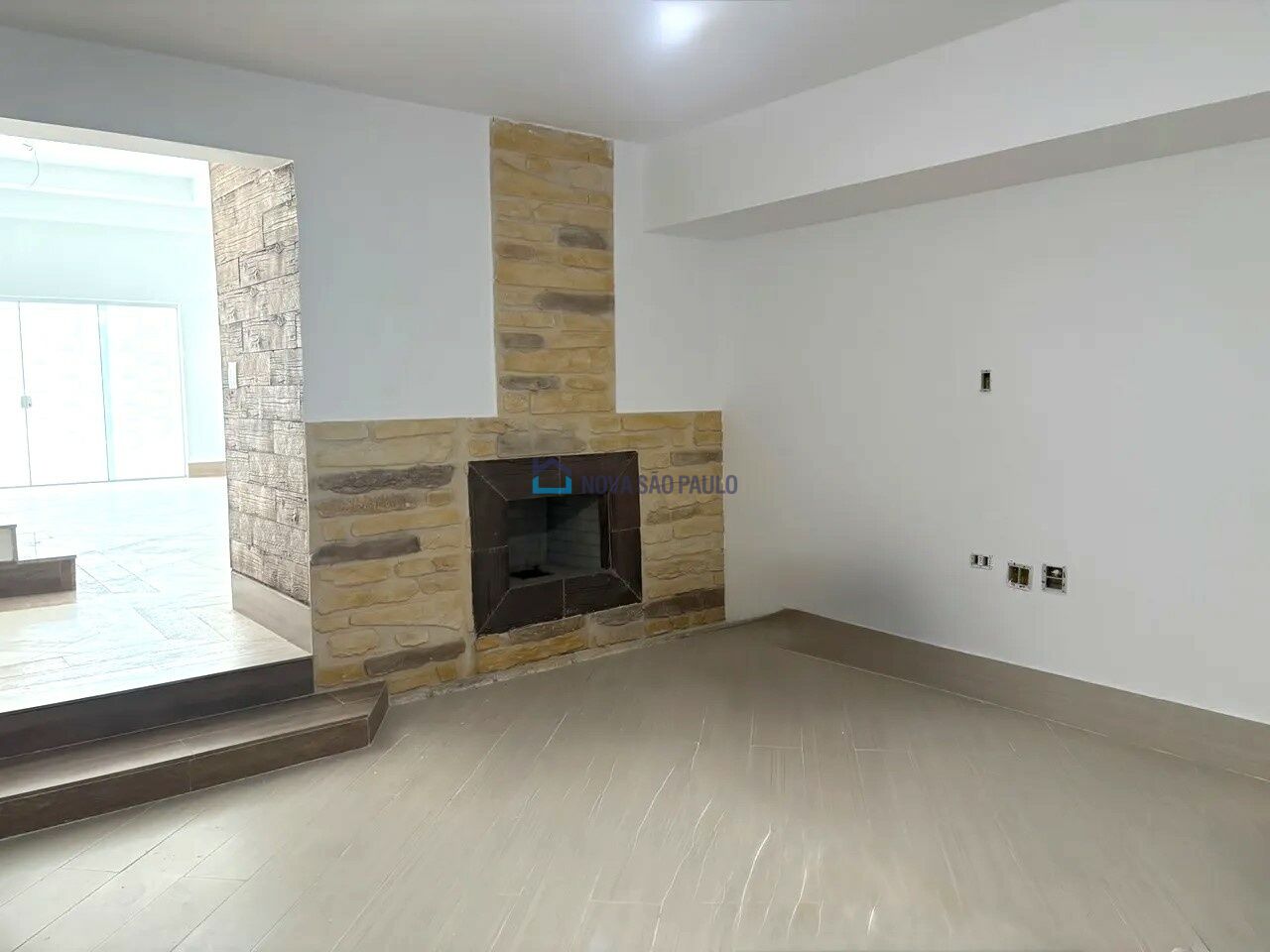 Foto 4 - MO17573