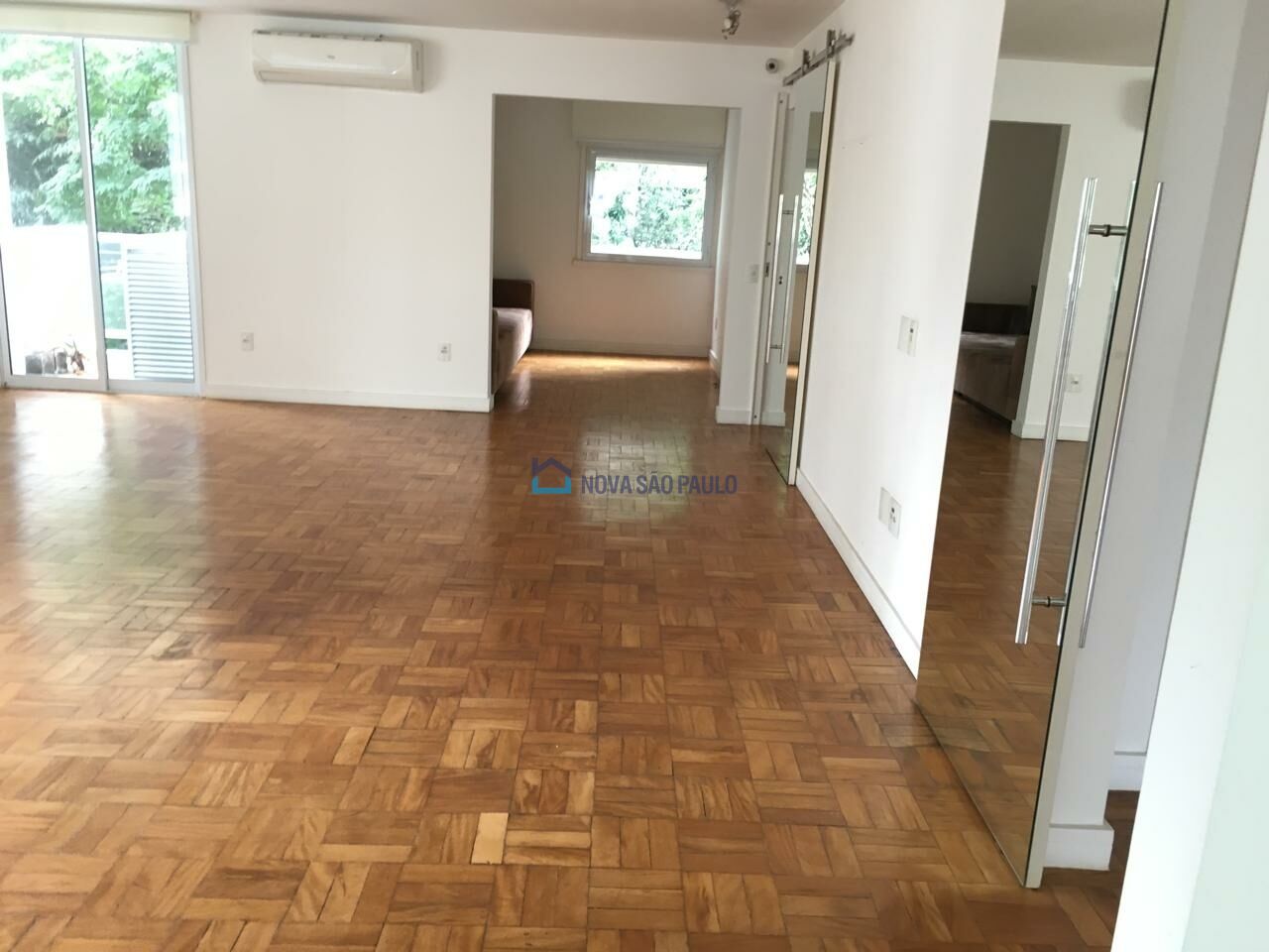 Foto 2 - MO17575