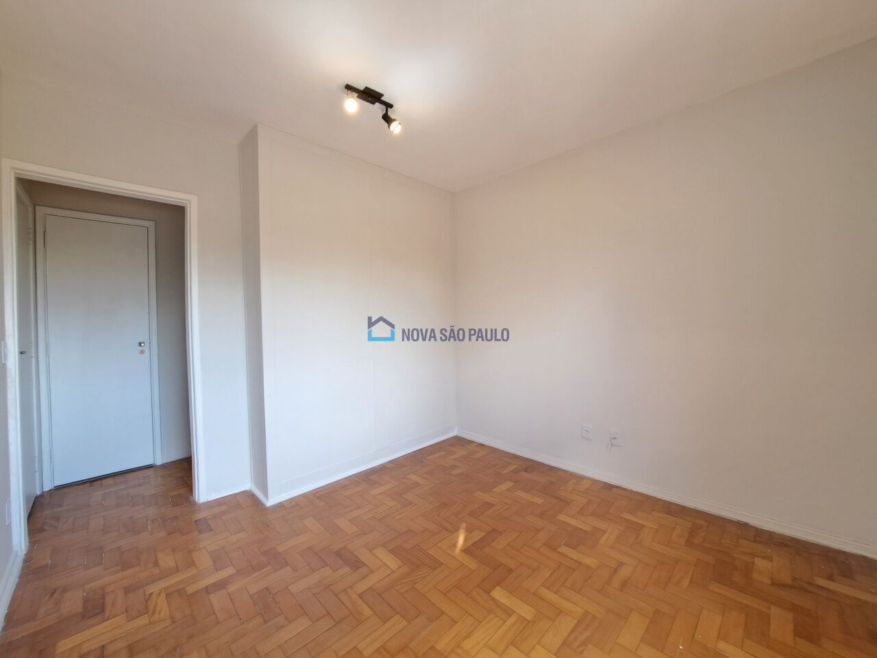 Foto 19 - MO17763