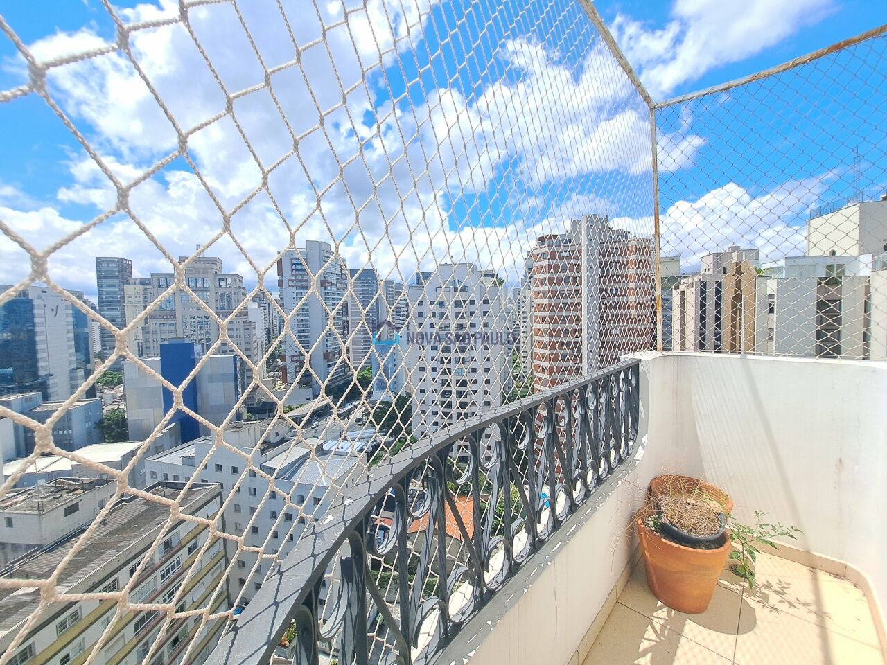 Foto 27 - MO17923