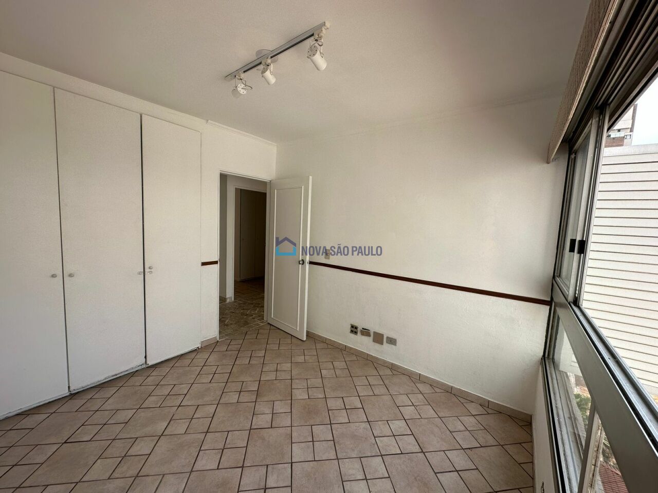 Foto 15 - MO18041