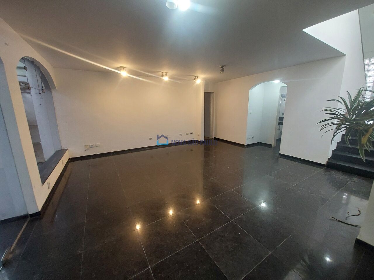 Foto 3 - MO18124