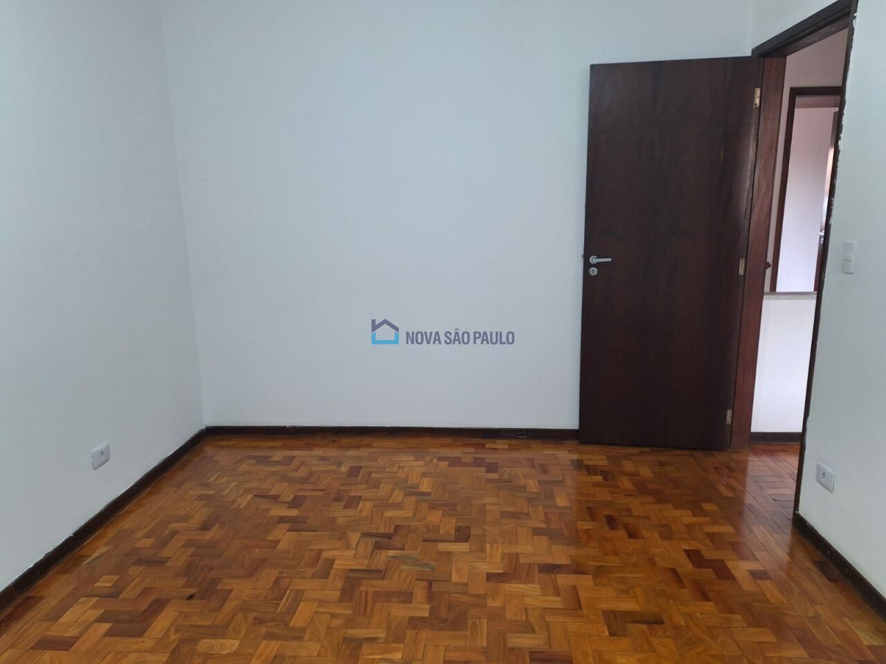 Foto 5 - MO18149